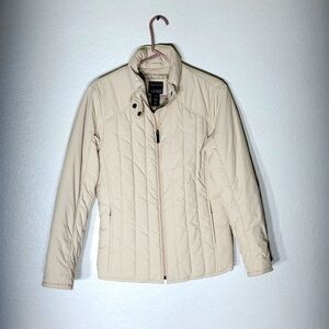 Ladies Jacket. 100% Polyester. Size small.